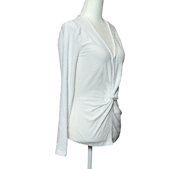 Nic+Zoe Womens Size S White Embossed Twist Front V-Neck Top Long Sleeve Stretch - Picture 4 of 8